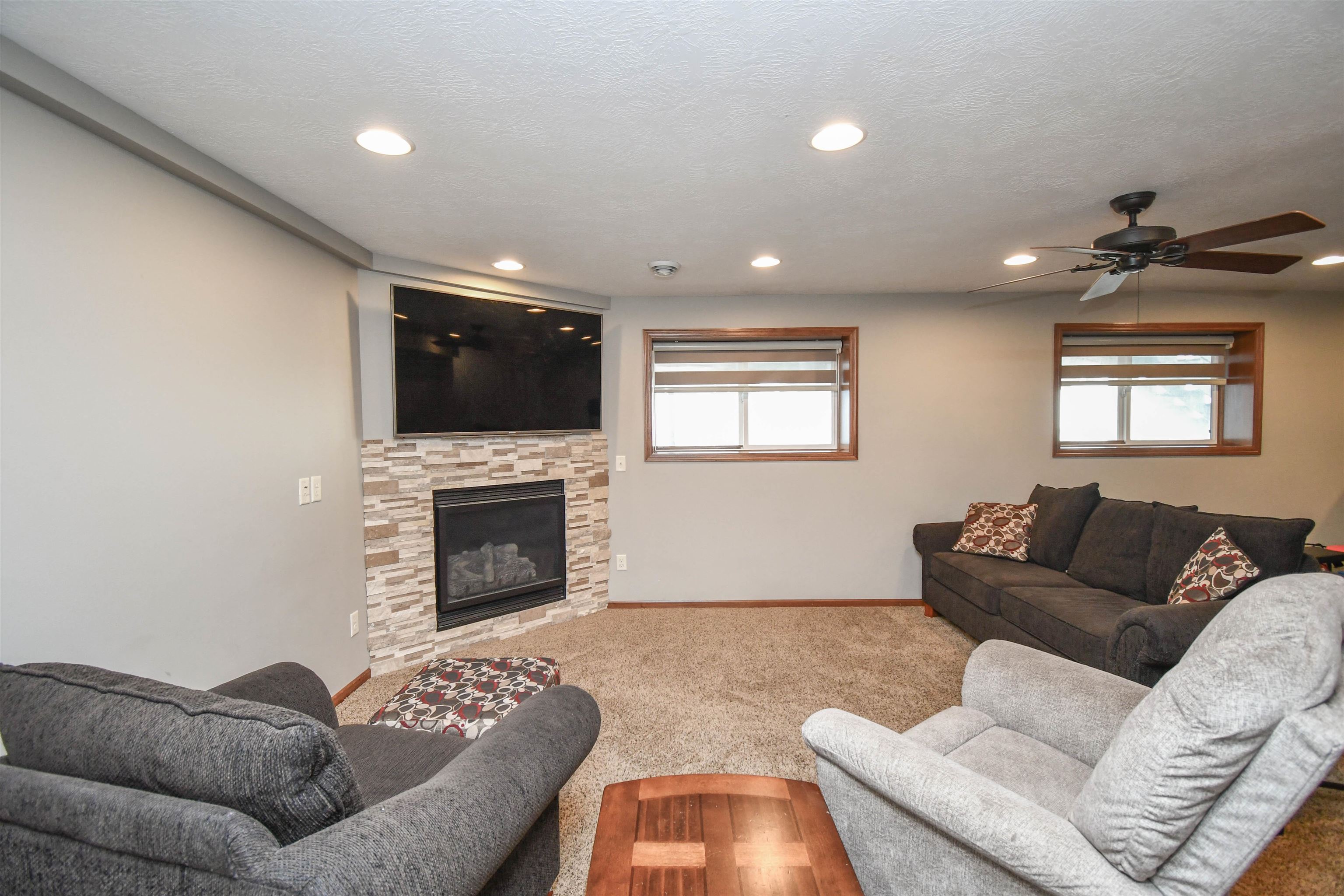 1613 S Andrew Ave Avenue