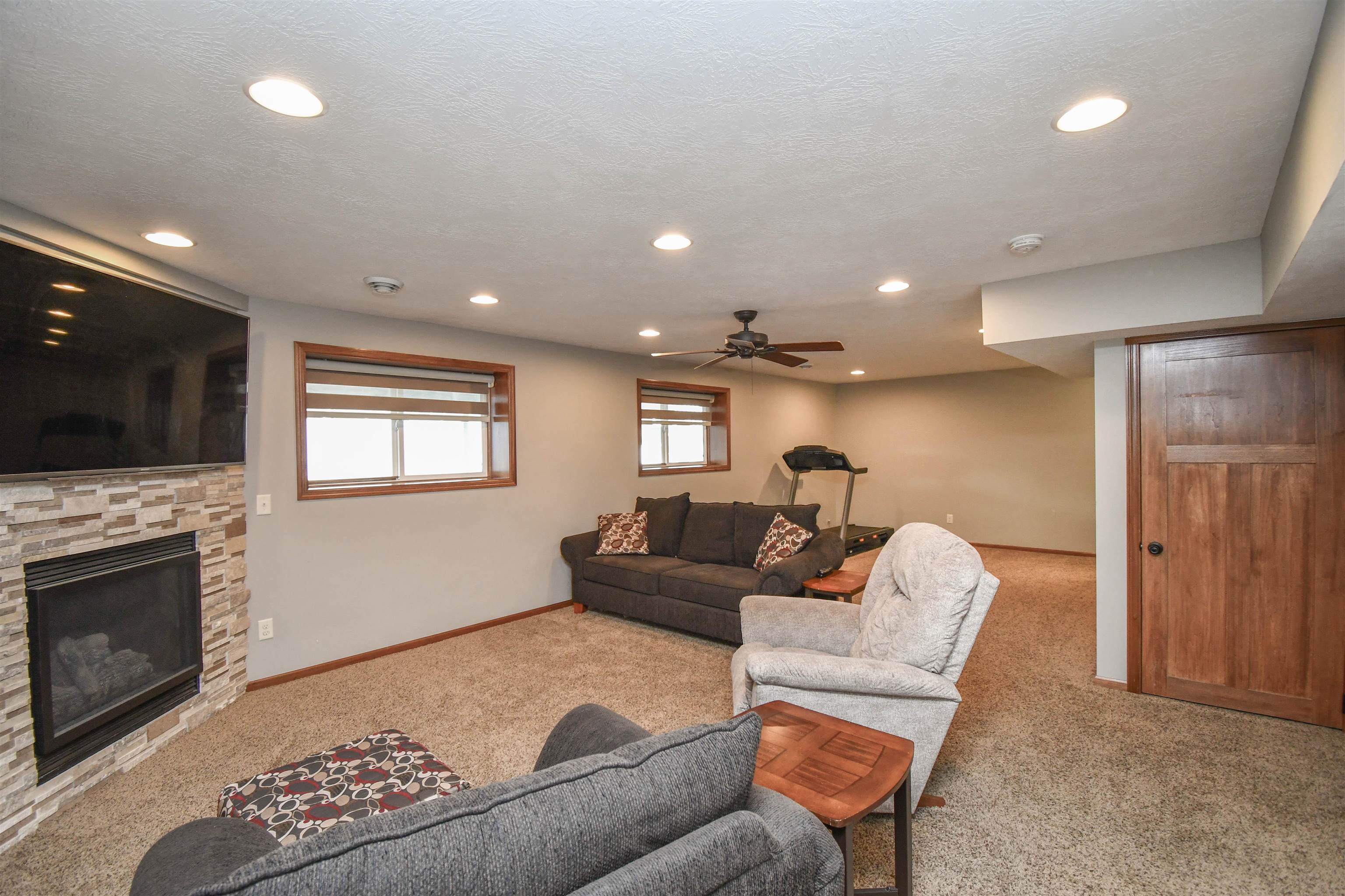 1613 S Andrew Ave Avenue