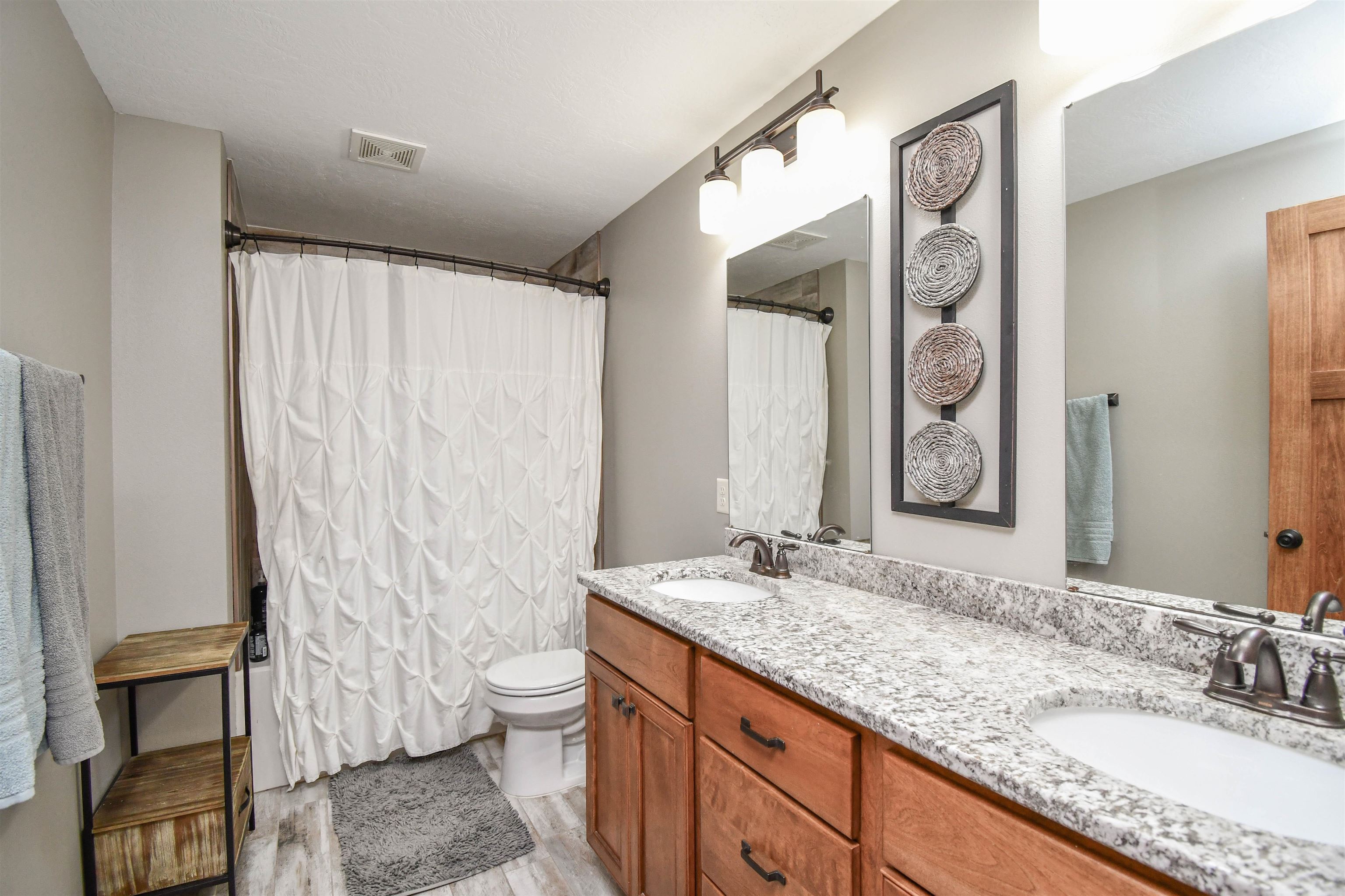 1613 S Andrew Ave Avenue