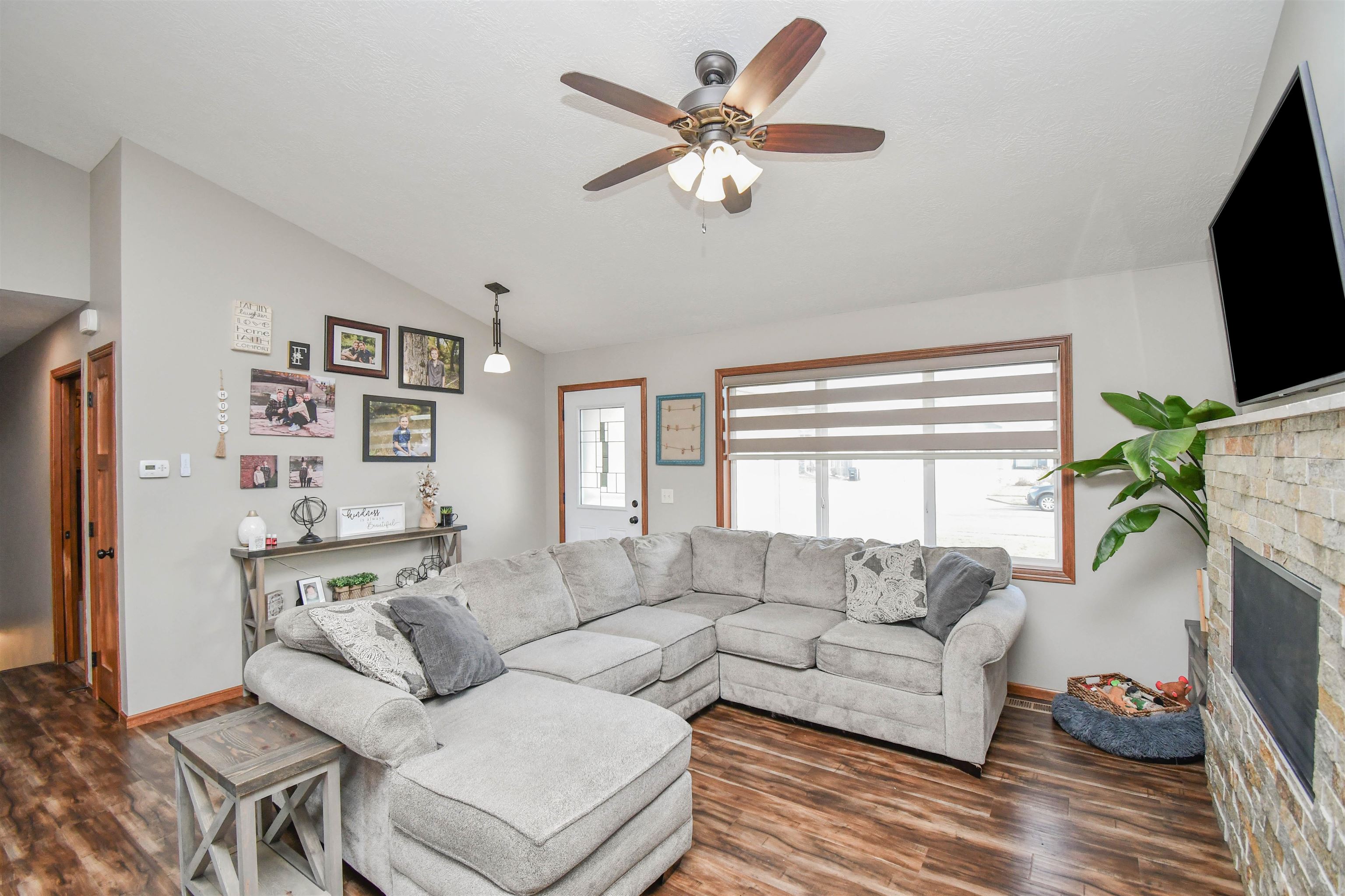 1613 S Andrew Ave Avenue