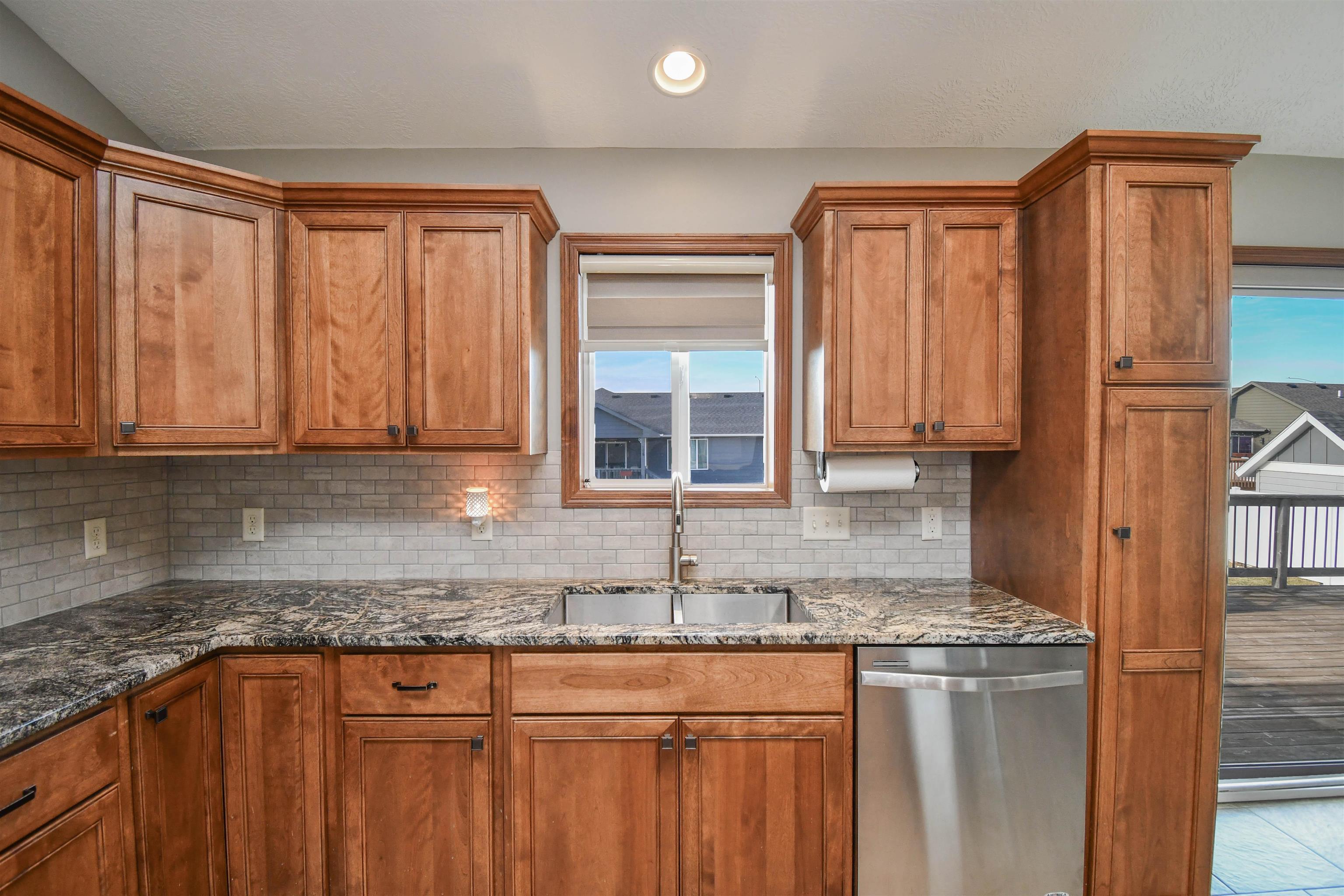 1613 S Andrew Ave Avenue