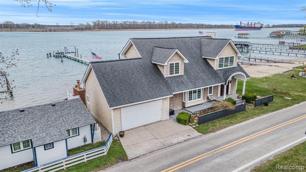 1825 SOUTH CHANNEL, HARSENS ISLAND, MI 48028