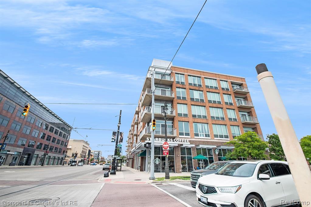 the ellington apartments detroit