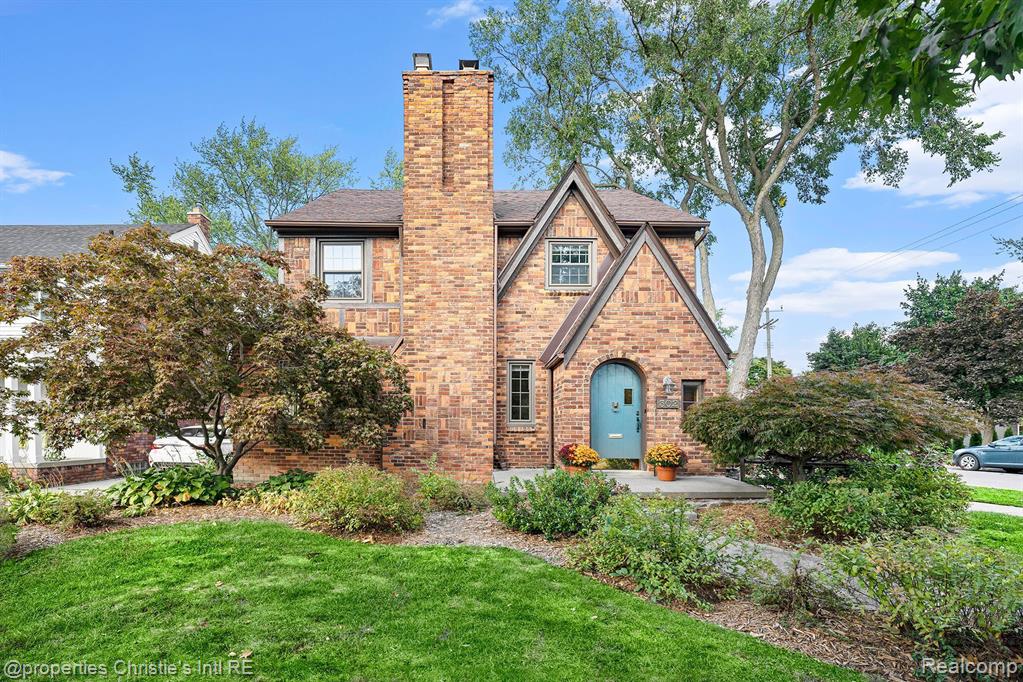A perfect move-in-ready & beautifully updated Grosse Pointe Farms Tudor is available again due to a job job transfer! This welcoming 3-bedroom brick home is newly renovated with fresh paint throughout, refinished hardwood floors, remodeled eat-in kitchen and 2 full bathrooms with an additional powder room in the partially finished basement. A 2-car garage with electric door openers is footsteps from the home's back door via the heated mudroom entry. Comfort and efficiency in all seasons with central air and replacement windows. This picturesque corner lot is rich in curb appeal and close to beloved schools, shopping and restaurants in The Hill, and includes resident-only access to the Grosse Pointe Farms Pier Park featuring a beach, pool, splash pad, marina, kayak & paddle board access, tennis courts, playground, concessions, ice skating, volleyball, and more. Or, stay home and enjoy fresh air and views of the neighborhood from the appealing 2nd floor private balcony.