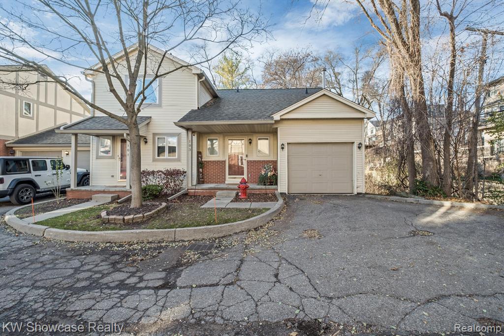 103 WALNUT, Rochester, MI 48306