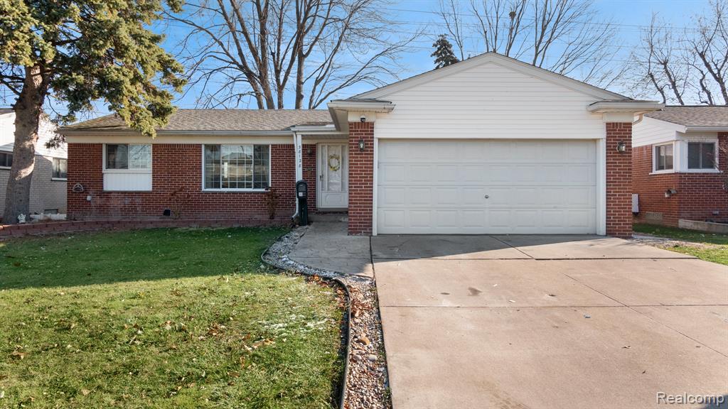 38128 PLAINVIEW, Sterling Heights, MI 48310