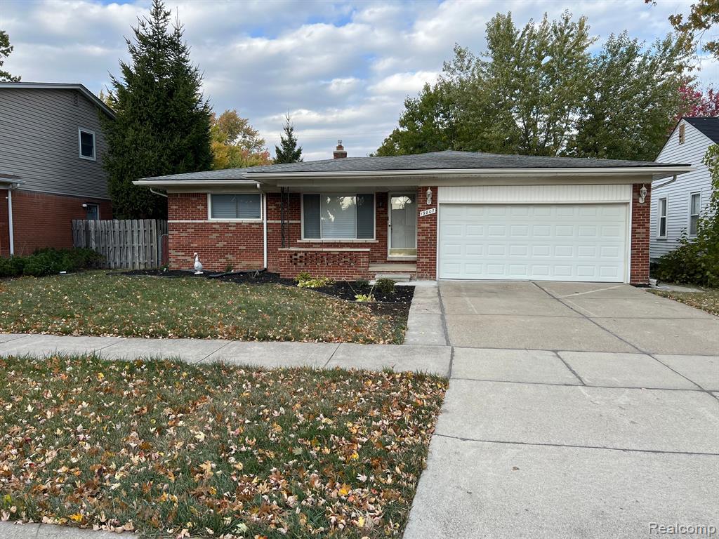 19807 PARKSIDE, Saint Clair Shores, MI 48080