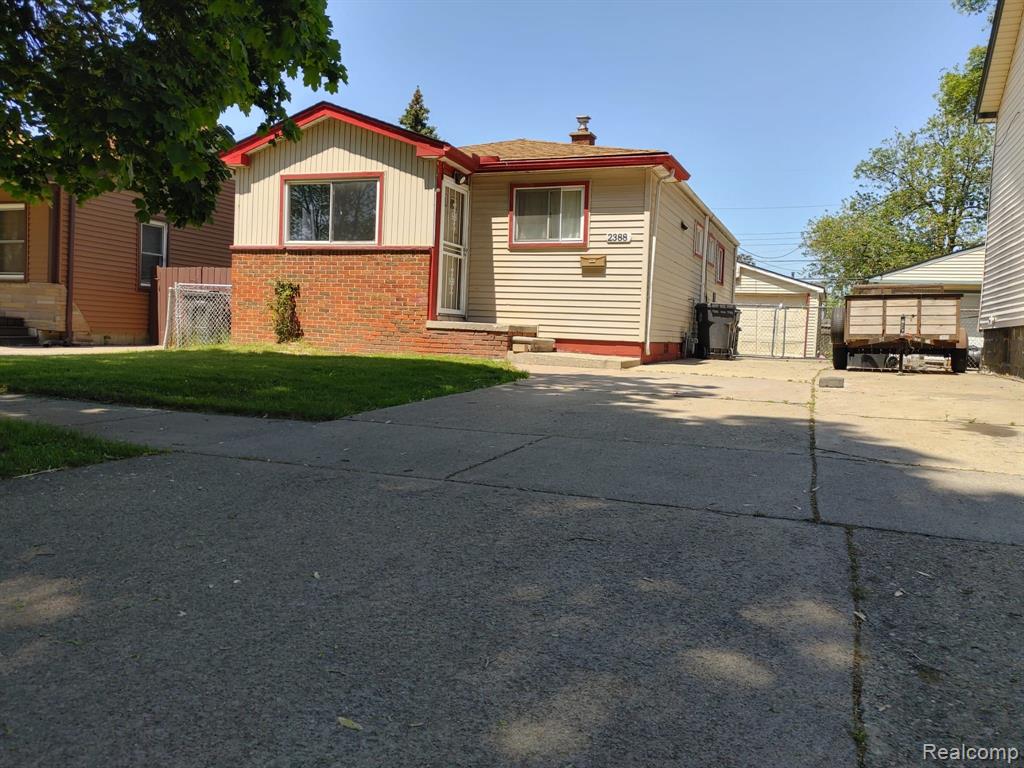 3 Bedroom, 1 bath and hardwood floors throughout. This sweet home is filled with character, love and charm and waiting for you to call it home. All Data approximate