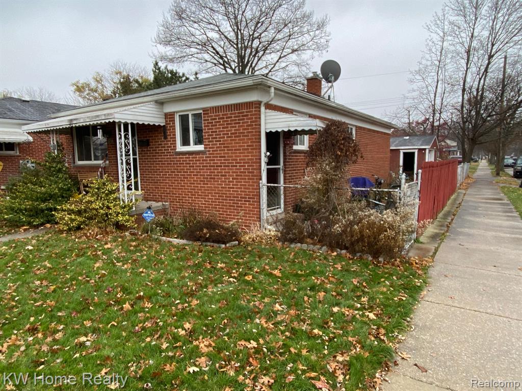 IN ALL BRICK AREA. PARTIALLY FINISHED BASEMENT. FENCED YARD. LEAVING ALL APPLIANCES. COVERED FRONT PORCH. CORNER LOT. ENERGY EFFICIENT WINDOWS. GLASS BLOCK BASEMENT WINDOWS. SOLD AS-IS.