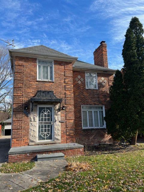 SPRAWLING BRICK COLONIAL HOME LOCATED IN THE HIGHLY SOUGHT AFTER EAST ENGLISH VILLAGE! JUST NORTH OF CHANDLER PARK AND WEST OF CADIEUX. THIS HOME FEATURES A 2 CAR DETACHED GARAGE, HARDWOOD FLOORS THROUGHOUT, INVITING LIVING ROOM WITH FIREPLACE, FORMAL DINING ROOM, BREAKFAST NOOK WITH BUILT-INS, THREE LARGE BEDROOMS AND BATH ON THE SECOND FLOOR, AND AN UNFINISHED BASEMENT. PROPERTY IS SOLD AS-IS. ALL DIMENSIONS ARE ESTIMATED AND SHOULD BE VERIFIED WITH THE BUYER'S AGENT. BUYER TO PAY A $295 PROCESSING FEE AT CLOSING. ALL SHOWINGS REQUIRE A LICENSED AGENT TO BE PRESENT.