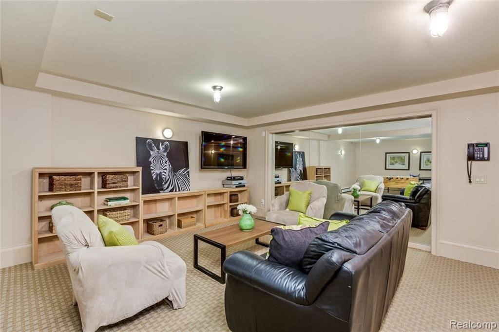 5653 Shadow Ln Bloomfield Hills Mi 48302