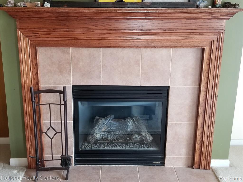 2449 Knollwood Dr Canton Mi 48188 Hg Realtor Com
