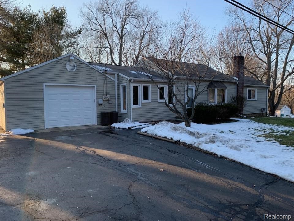 1280 Hiller Rd Waterford Mi 48327 2918 Mls 40029666