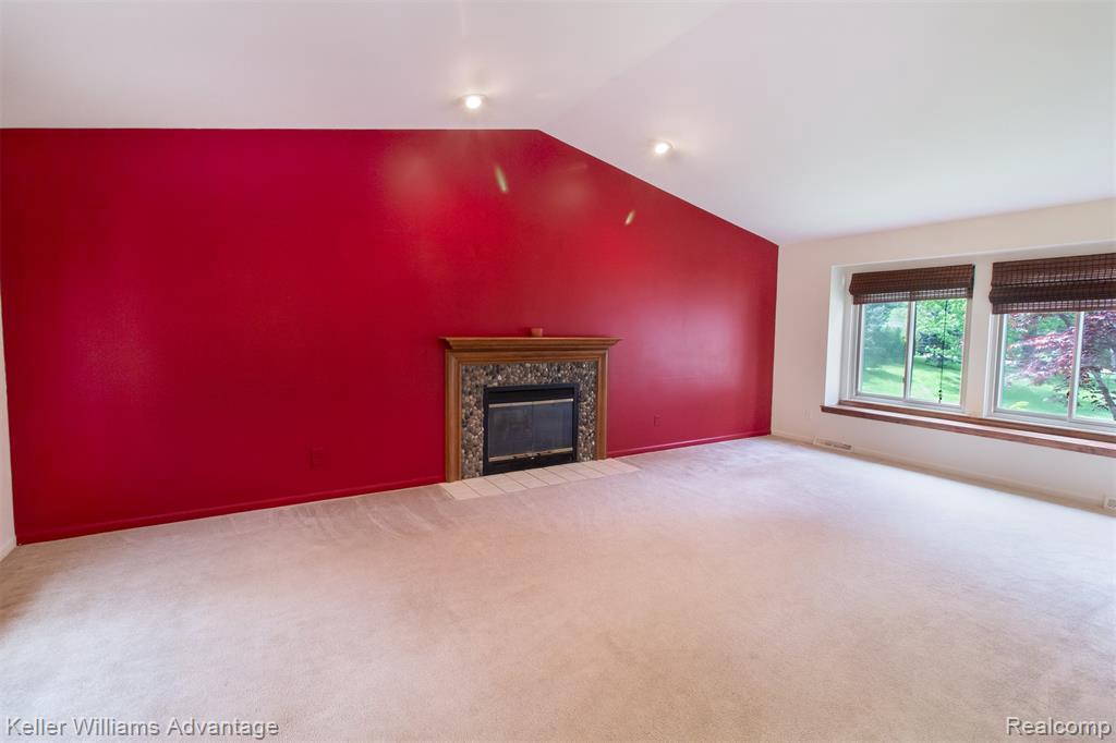 9232 Evee Rd Clarkston Mi 48348 3010 Mls 40059856 Rooms