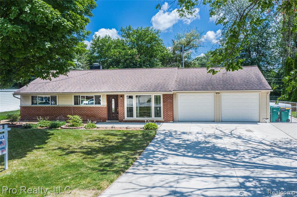 23764 E LE BOST, NOVI, MI 48375 - AAAMCNAMARAPROPERTIES.COM