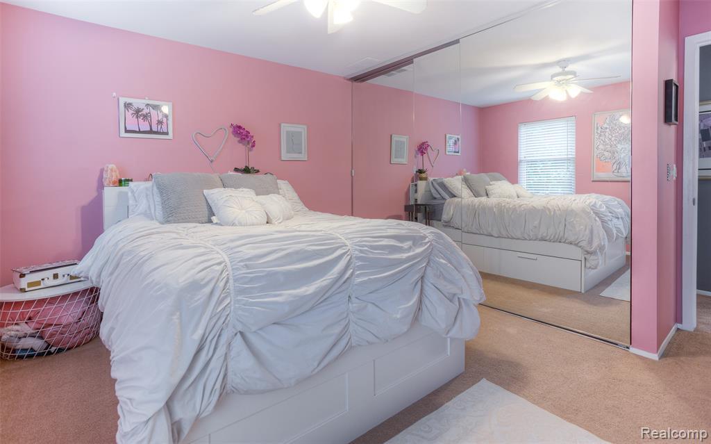 40757 Village Wood Rd Novi MI 48375-4469 MLS 40100550 