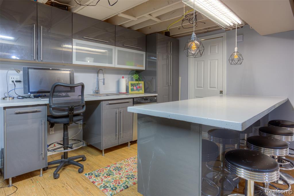 40757 Village Wood Rd Novi MI 48375-4469 MLS 40100550 