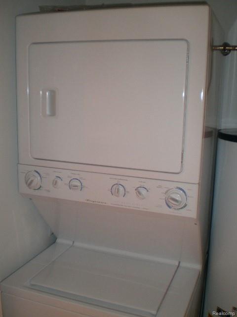 6023 N Globe St Westland Mi 48185