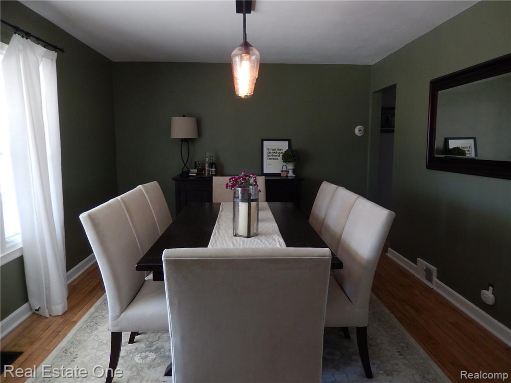 729 Horton St Northville Mi 48167