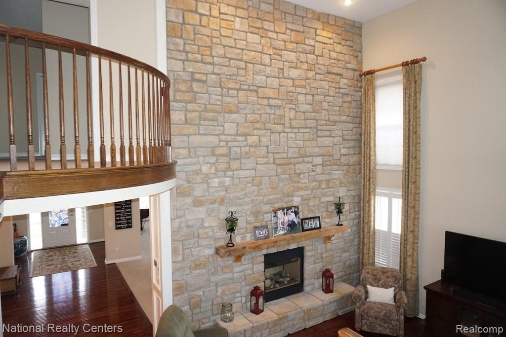 1856 Tradition Dr Canton Mi 48187 Move2midmichigan Com