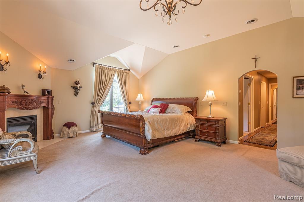 554 N Glengarry Rd Bloomfield Hills Mi 48301