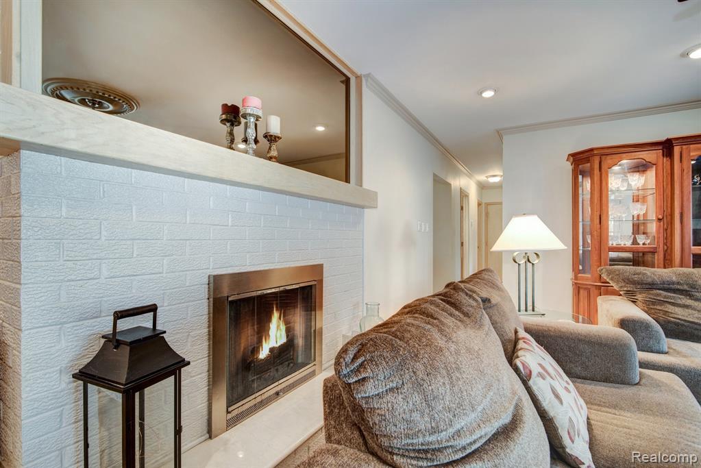 3775 S Canton Center Rd Canton Mi 48188 Myburrellhome Com