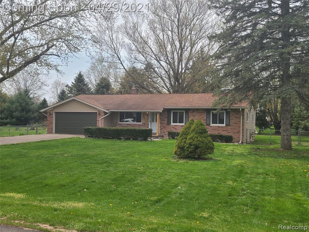 6654 DAVIS ST, BRIGHTON, MI 48116 - MIREALSOURCE.COM