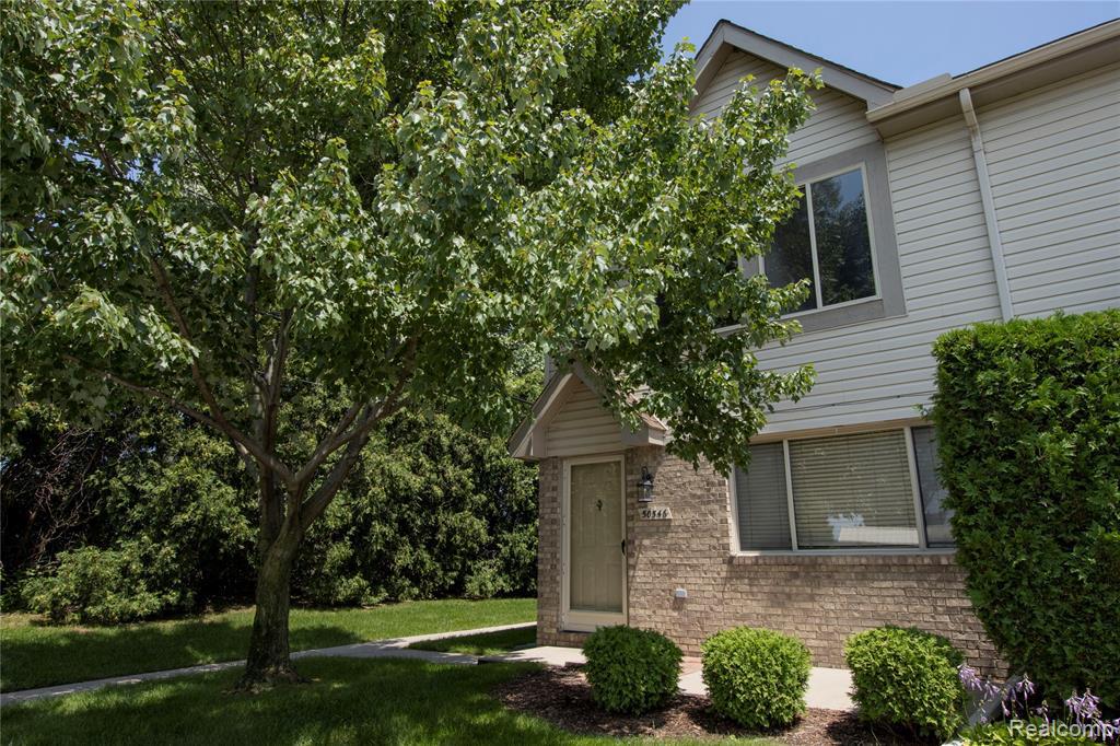 Chesterfield MI Homes for Sale in 48047