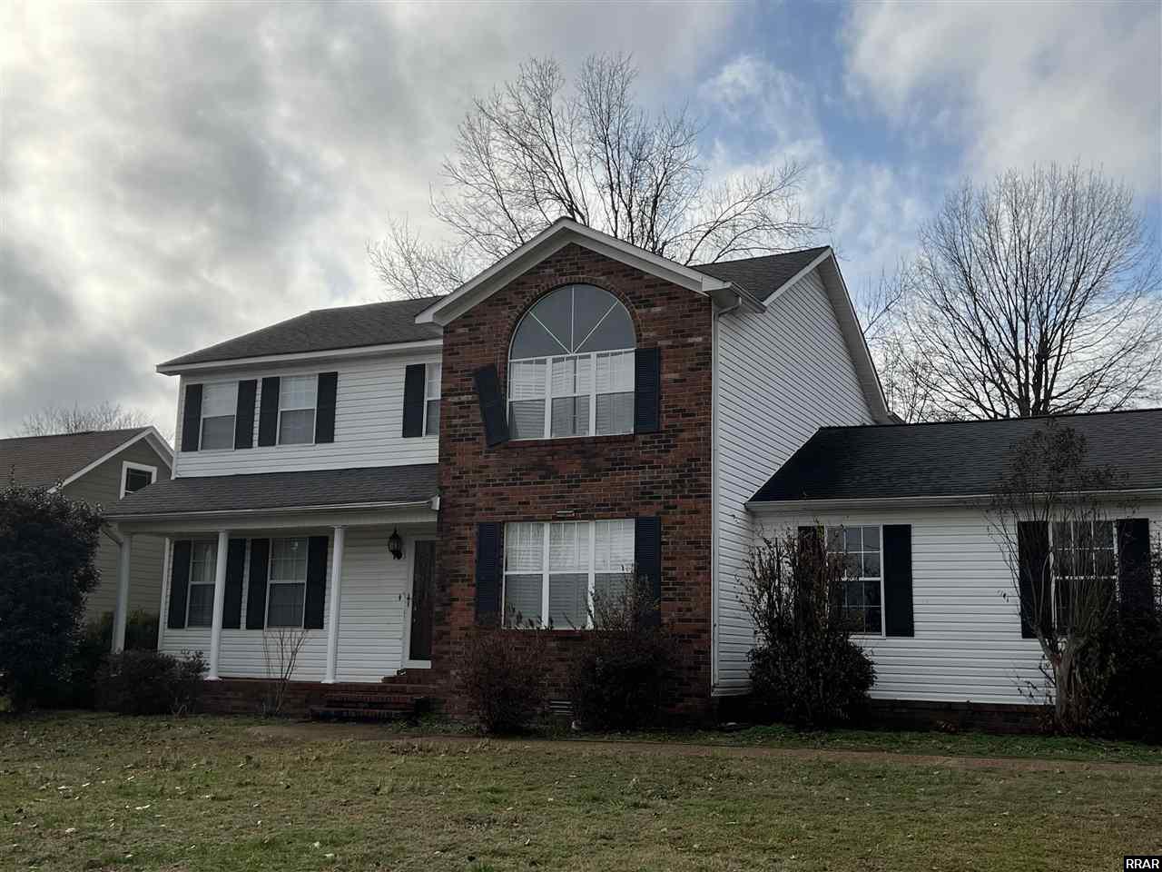 2111 Valley Drive