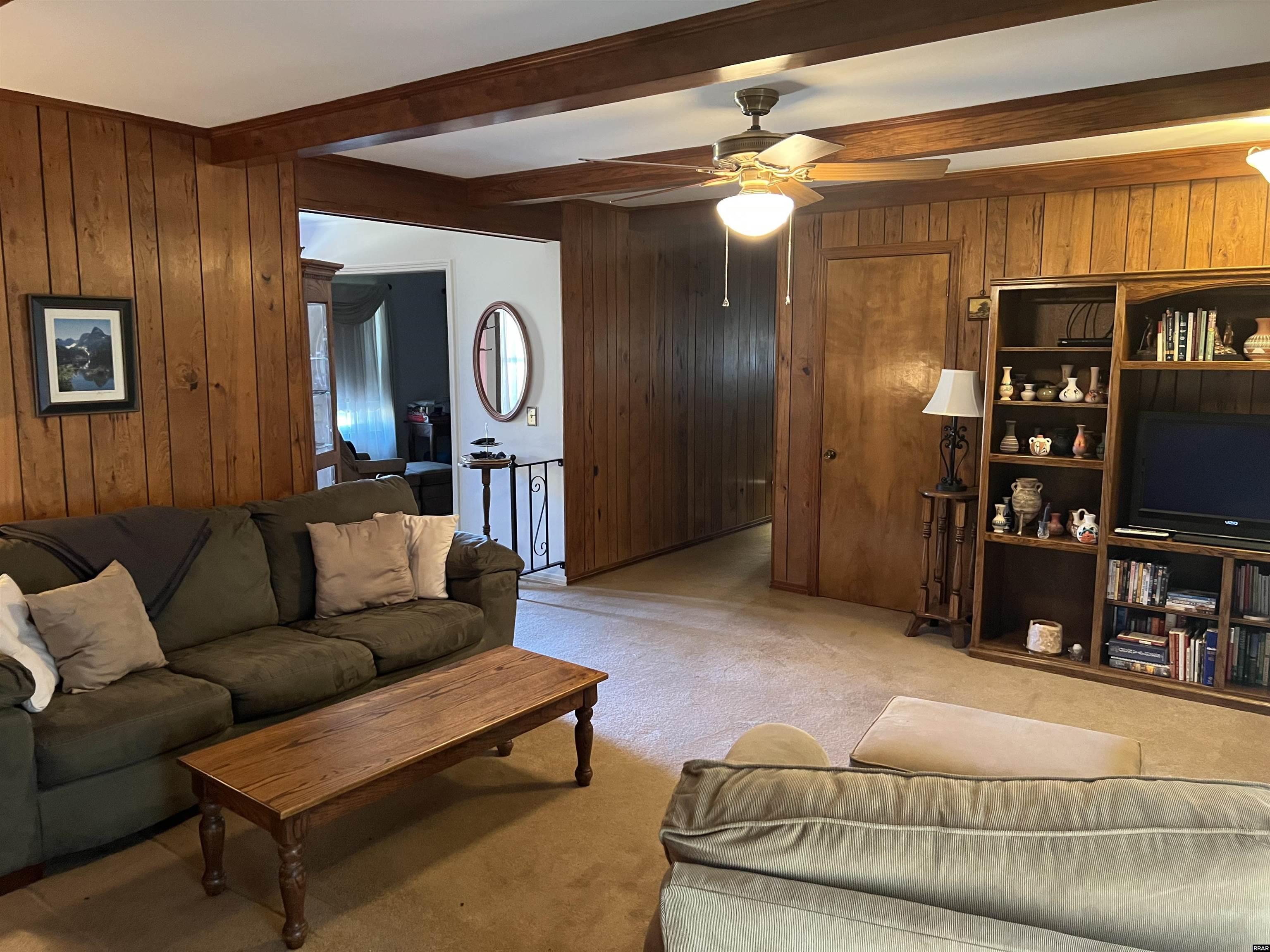 1813 Wedgewood Drive