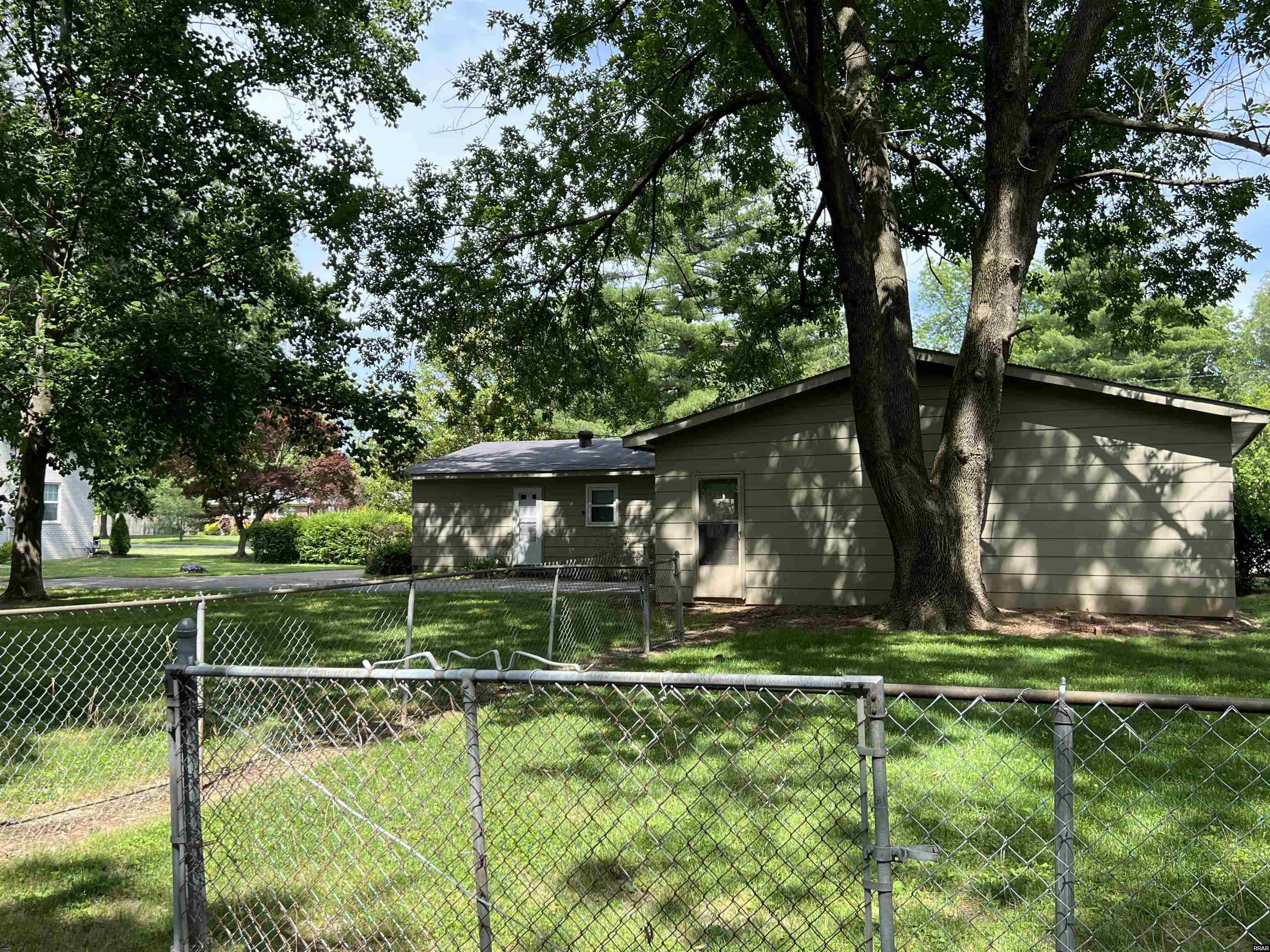 1907 Wedgewood Drive