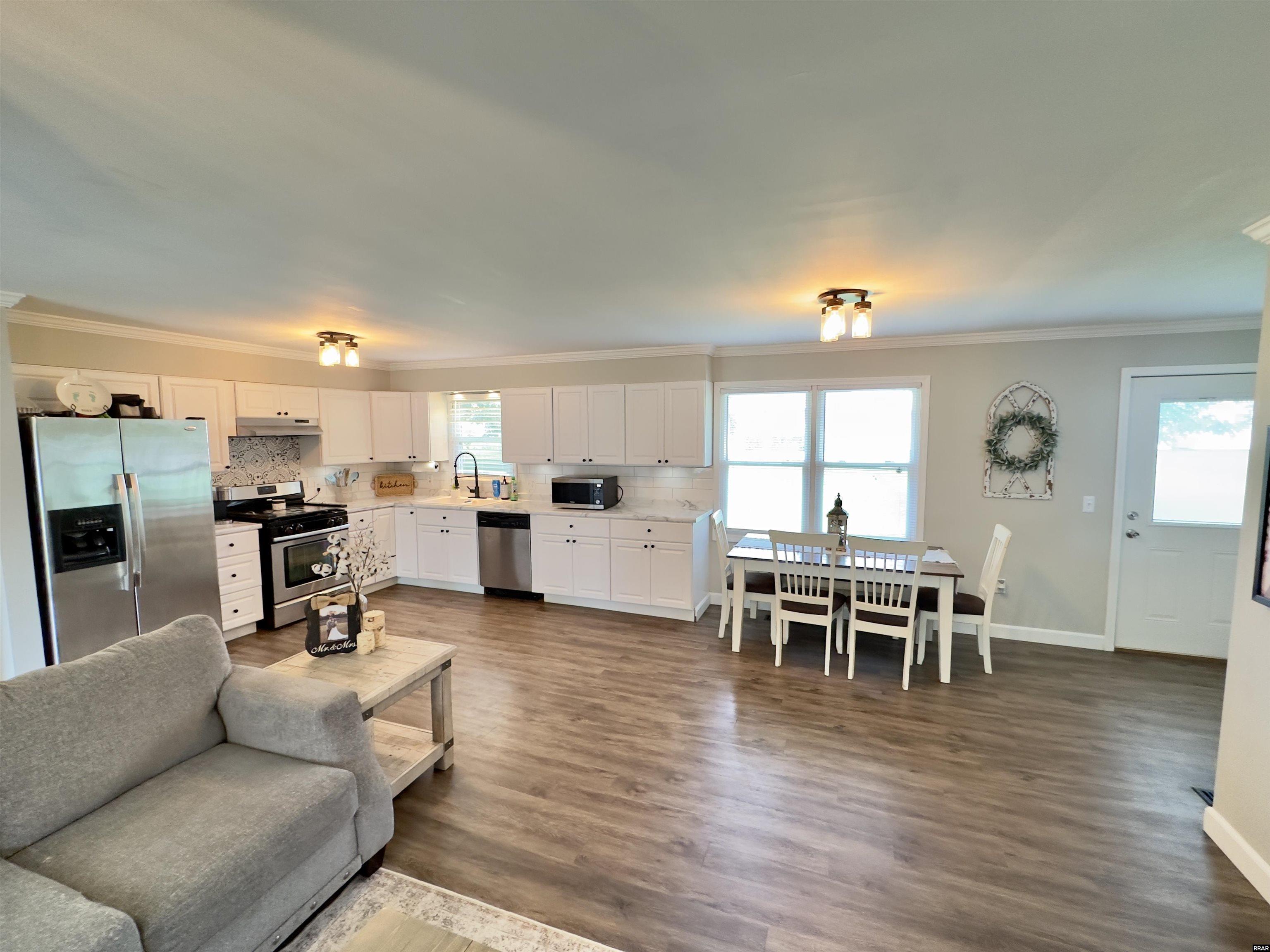 807 Joy Drive