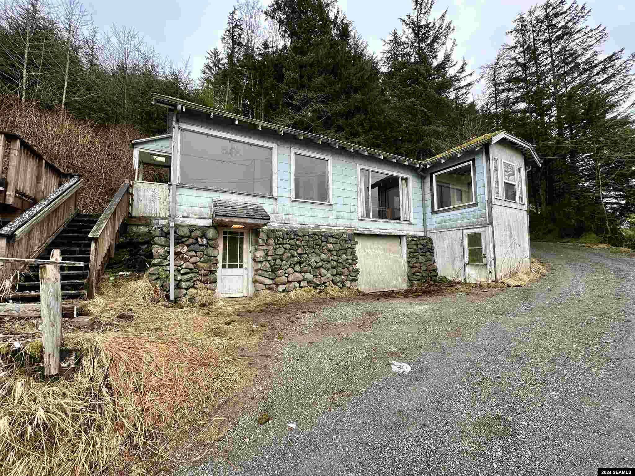 4616 Tongass Hwy., Ketchikan, AK 99901, 2 Bedrooms Bedrooms, ,1 BathroomBathrooms,Residential,For Sale,Tongass Hwy.,24099