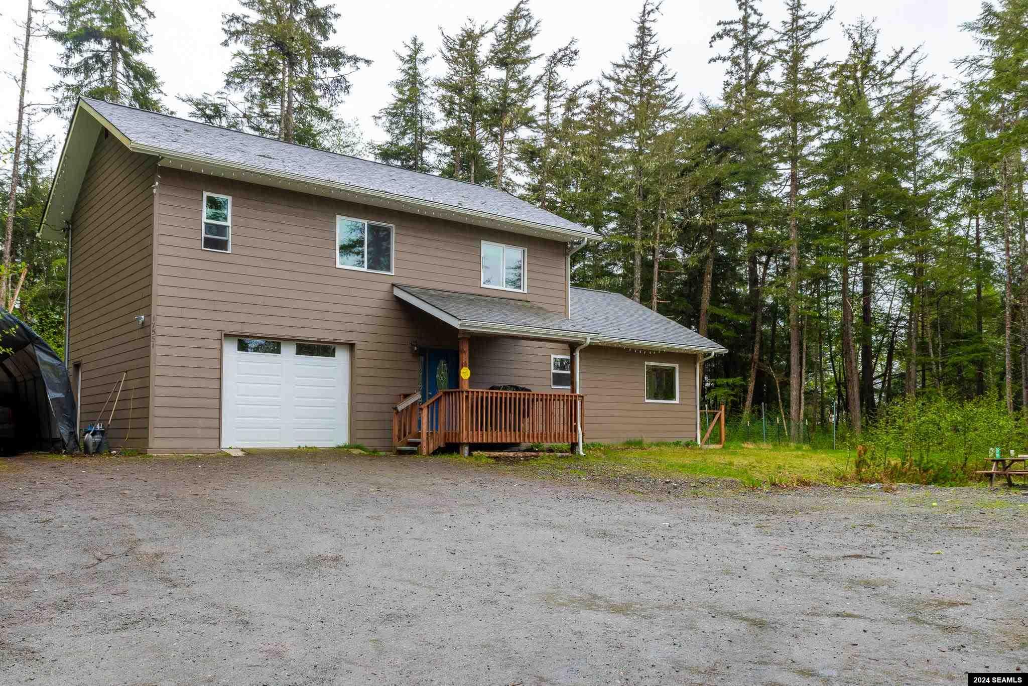 17551 Andreanoff Drive, Juneau, AK 99801, 4 Bedrooms Bedrooms, ,3 BathroomsBathrooms,Residential,For Sale,Andreanoff Drive,24338