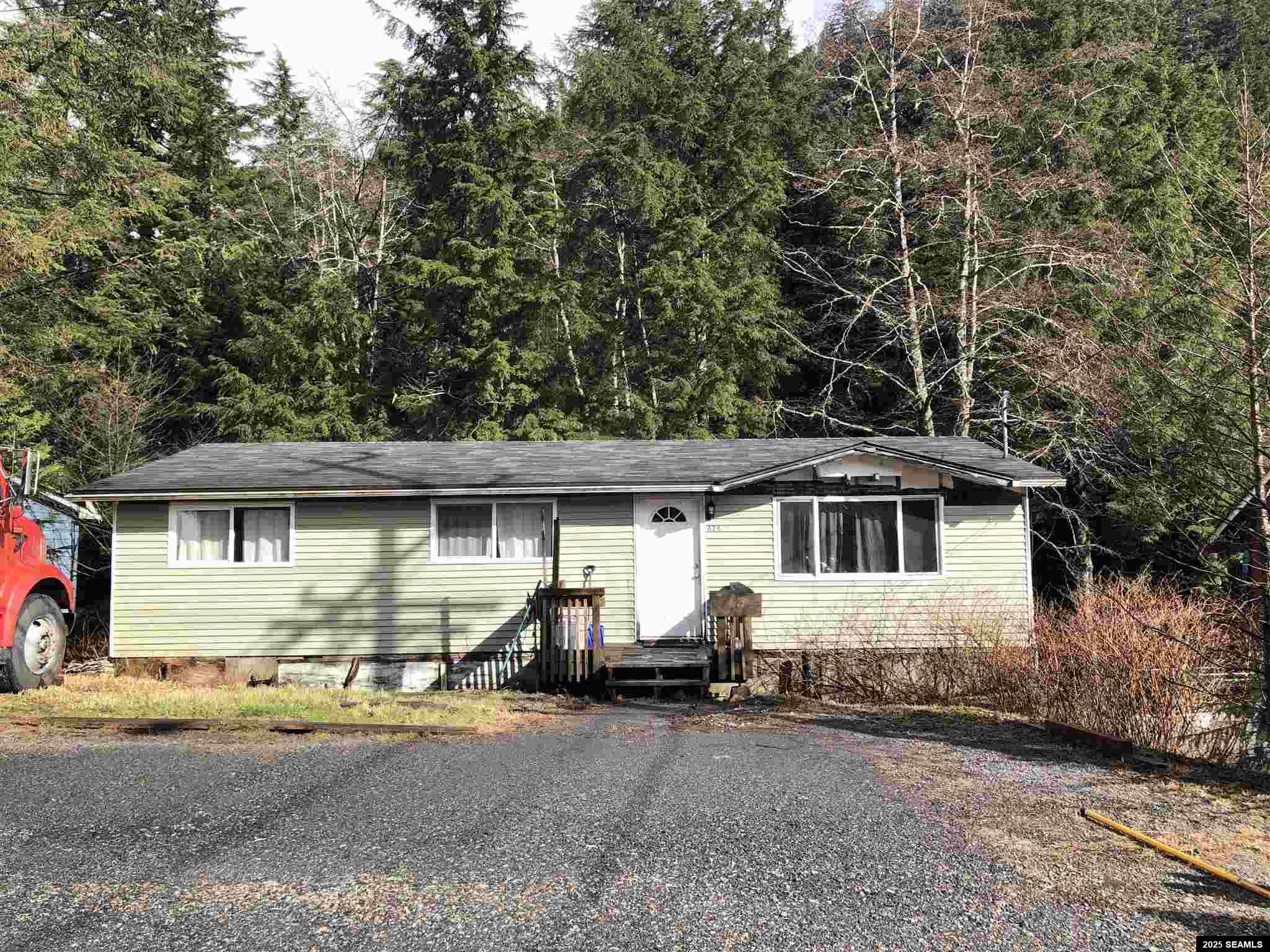 626 Schoenbar Road, Ketchikan, Alaska 99901, 3 Bedrooms Bedrooms, ,1 BathroomBathrooms,Residential,For Sale,Schoenbar Road,25218
