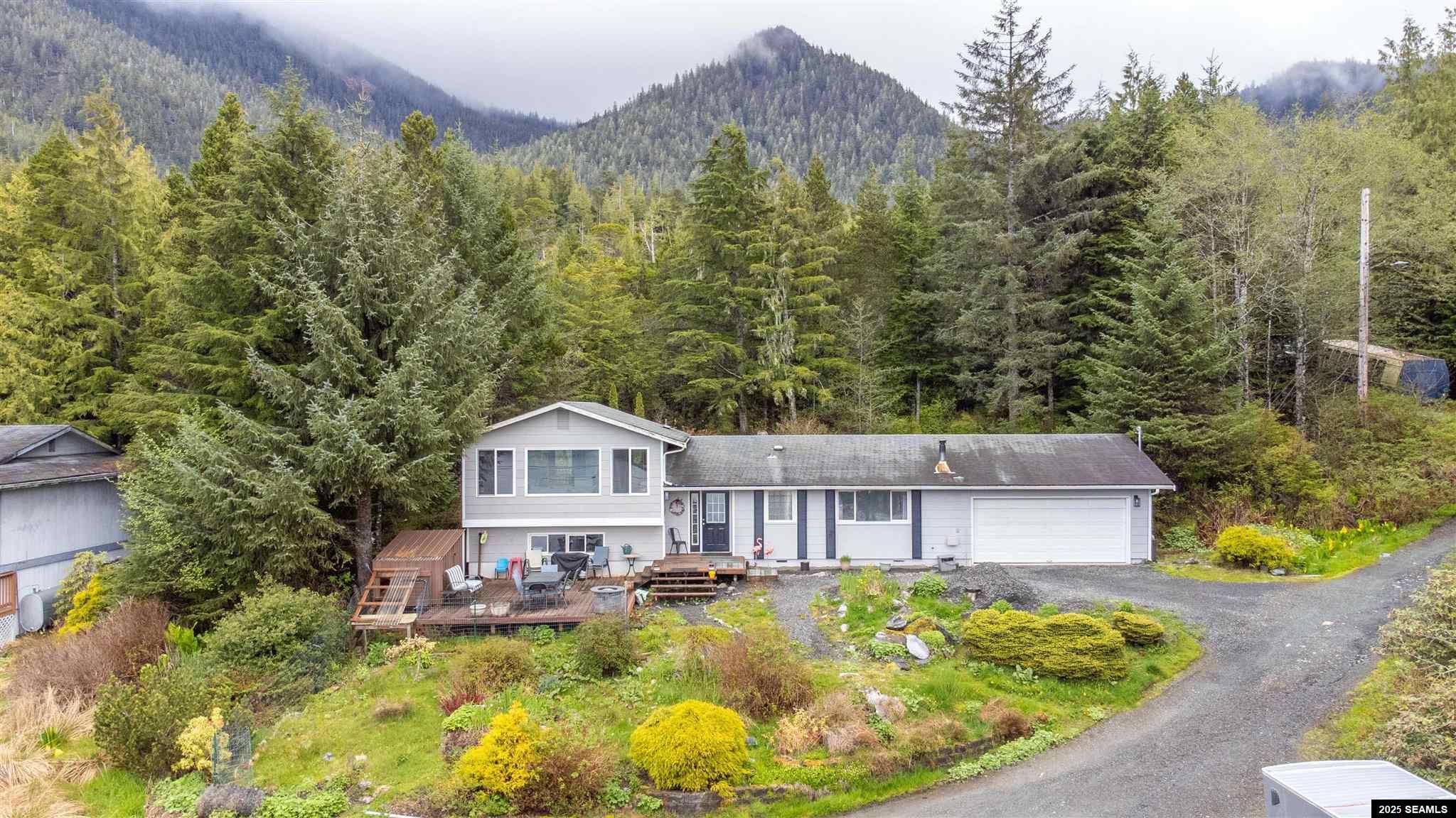 2374 S Tongass Hwy., Ketchikan, Alaska 99901, 3 Bedrooms Bedrooms, ,2 BathroomsBathrooms,Residential,For Sale,Tongass Hwy.,25442