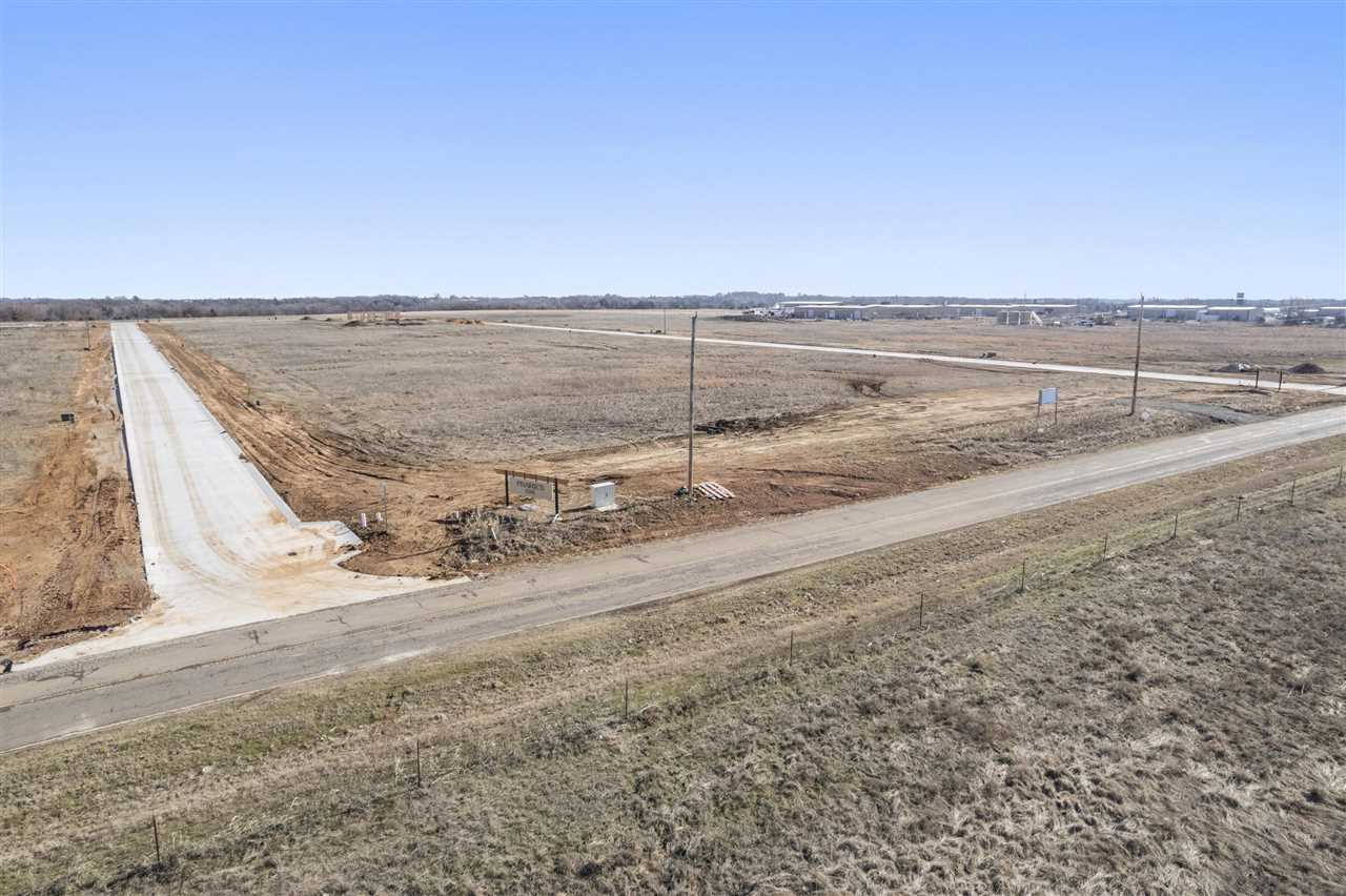 5803 E Bison Lane