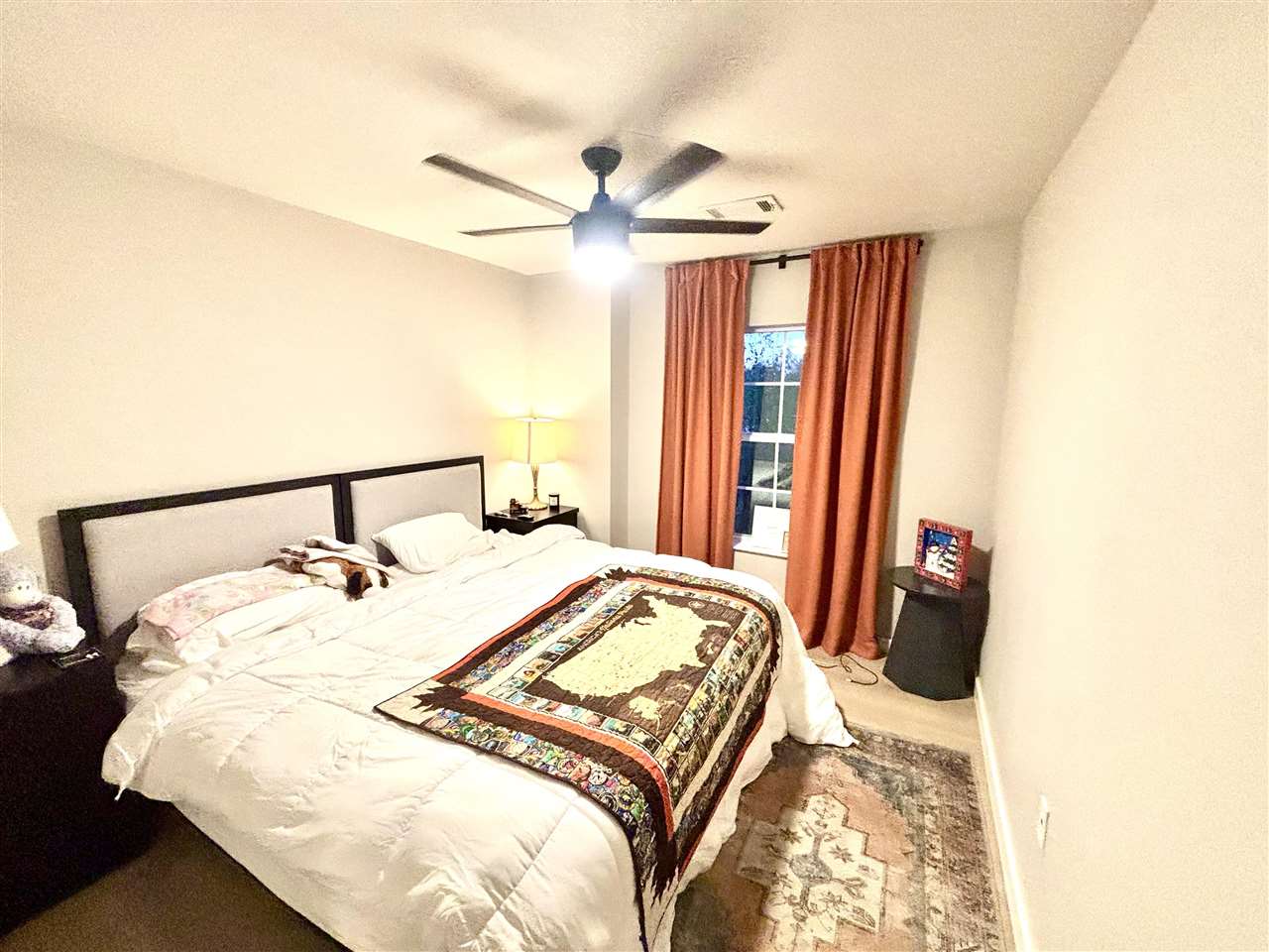 251 W Miller #204