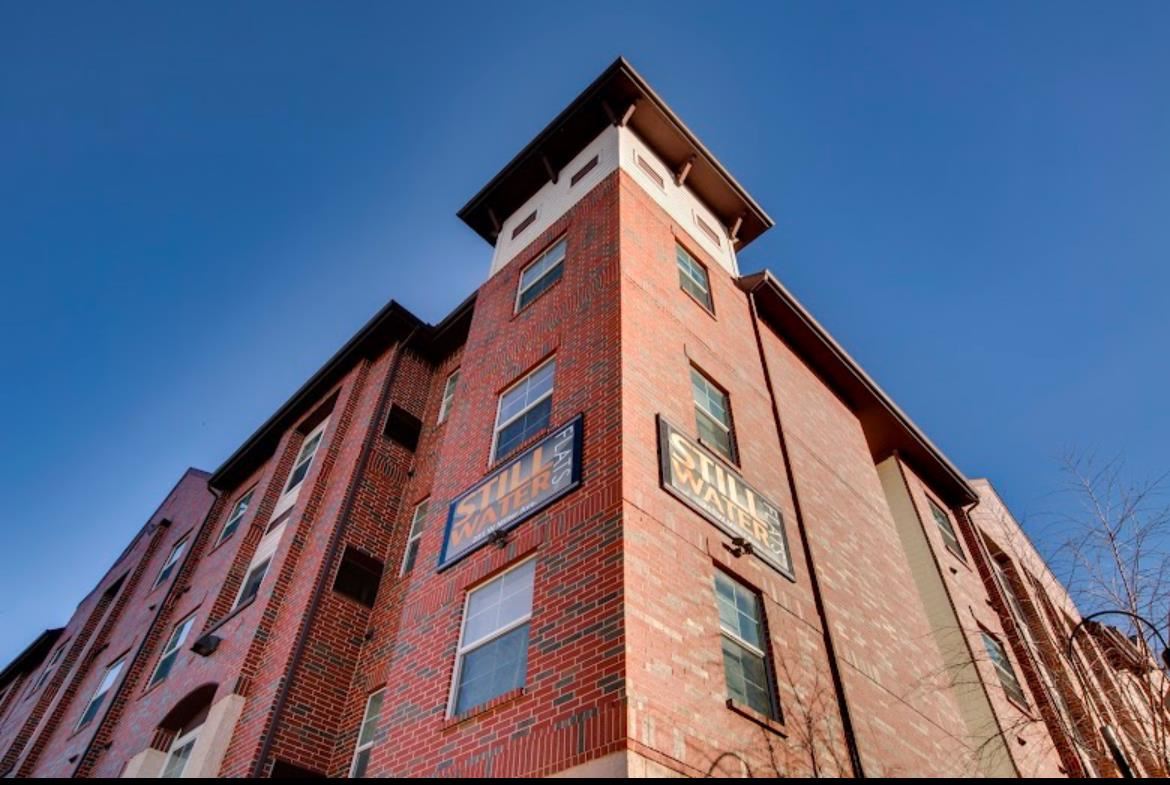 251 W Miller #204