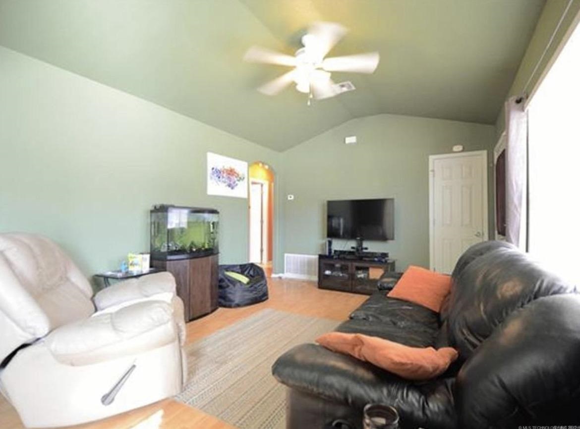2208 Post Oak Drive