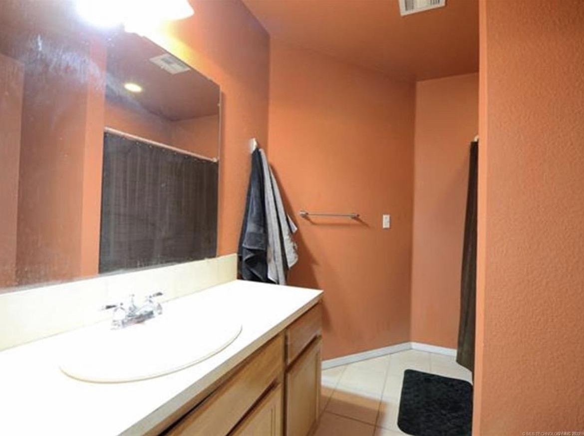 2208 Post Oak Drive
