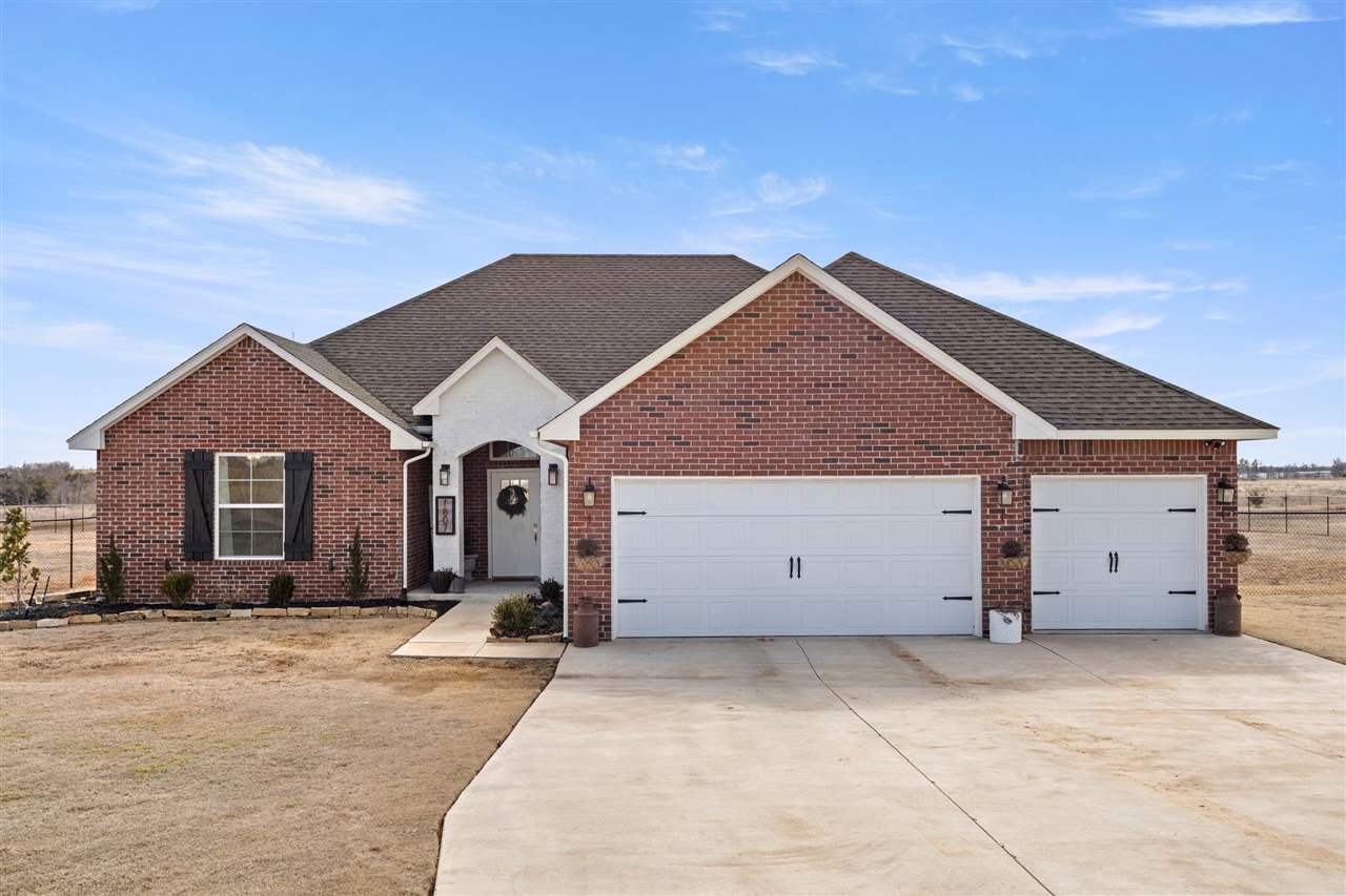 1807 W Forest Ridge