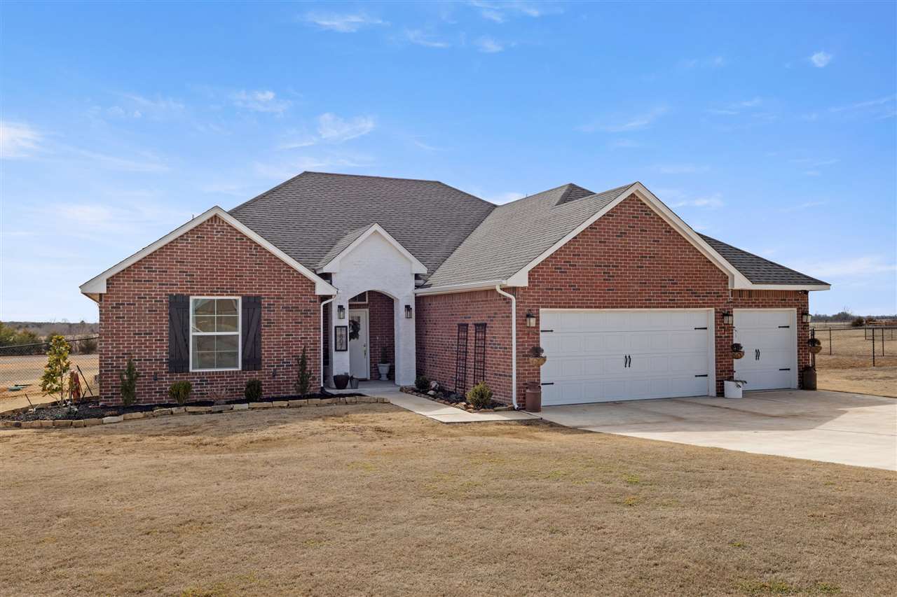 1807 W Forest Ridge