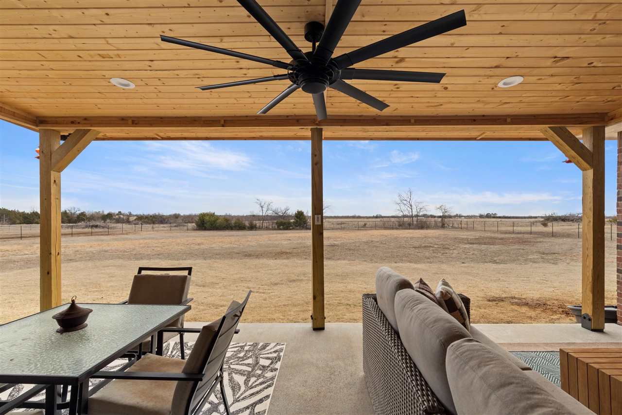 1807 W Forest Ridge