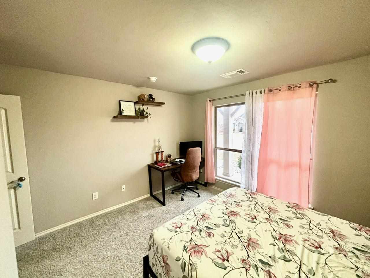 327 E Copper Canyon Avenue