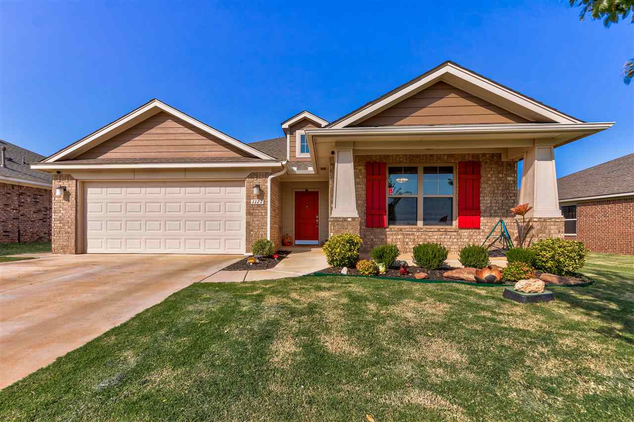 1127 S Landry Ln