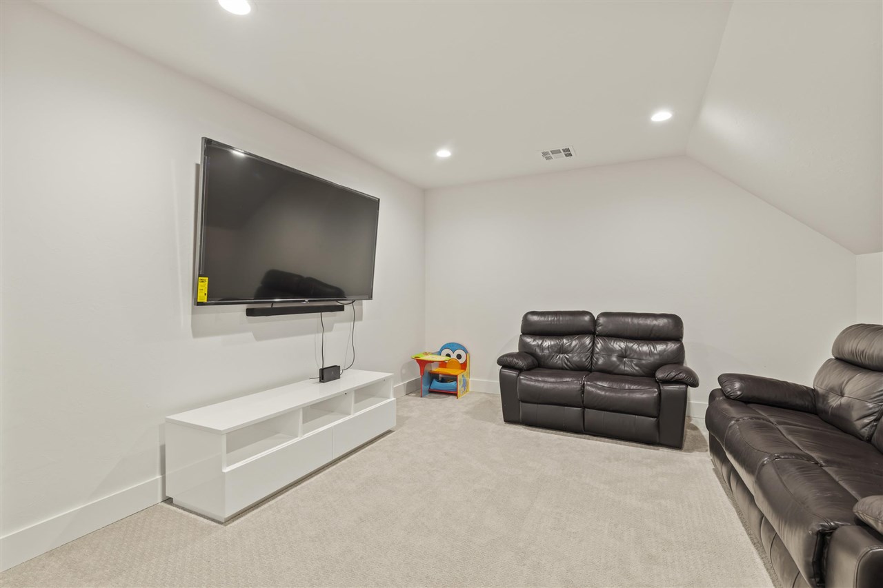 4312 Nightfall Lane
