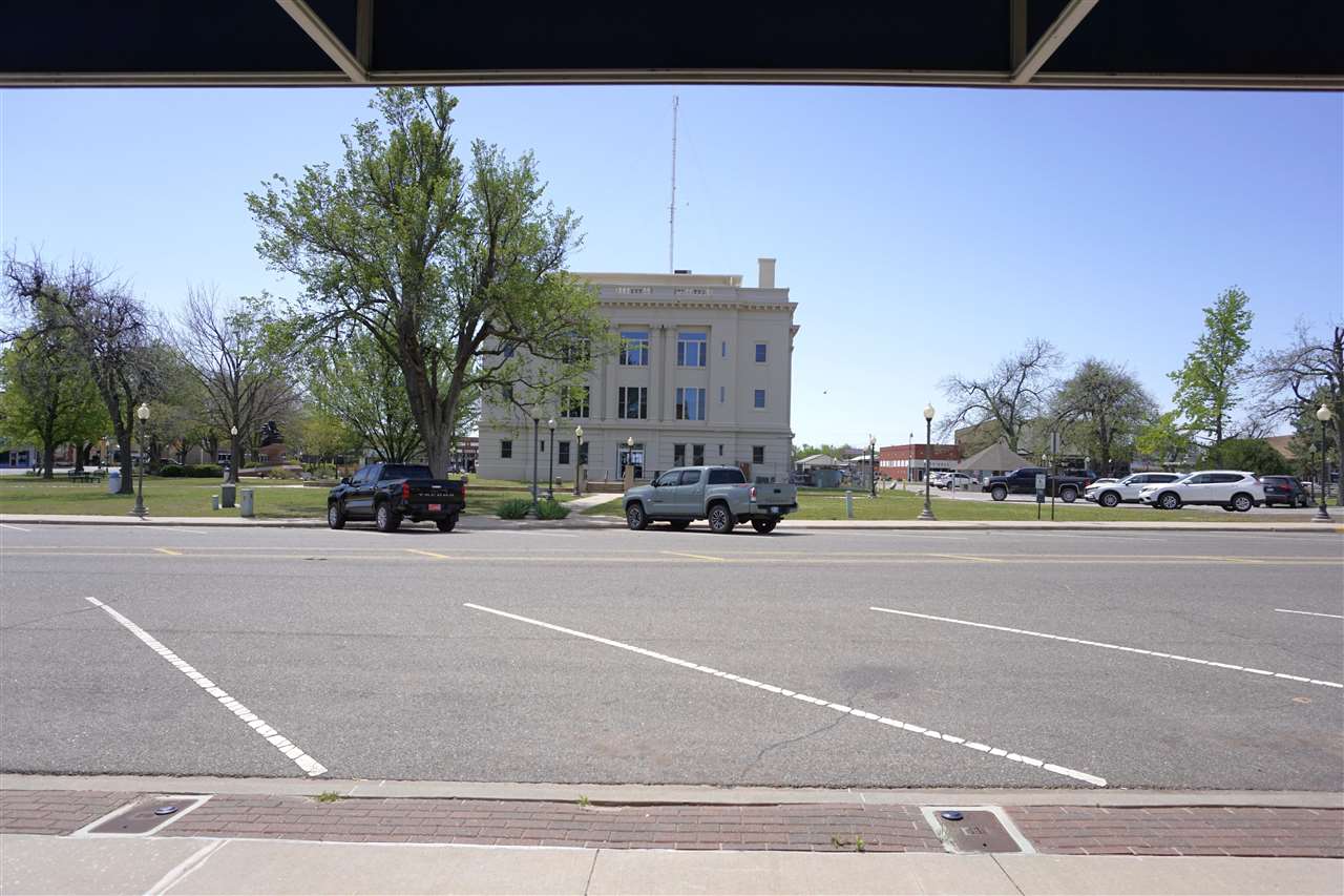 Listing Carousel Slide