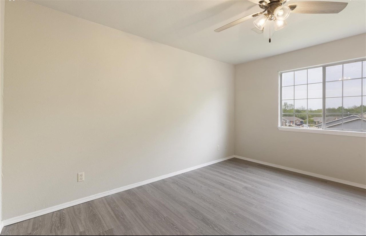 2209 E Post Oak Drive