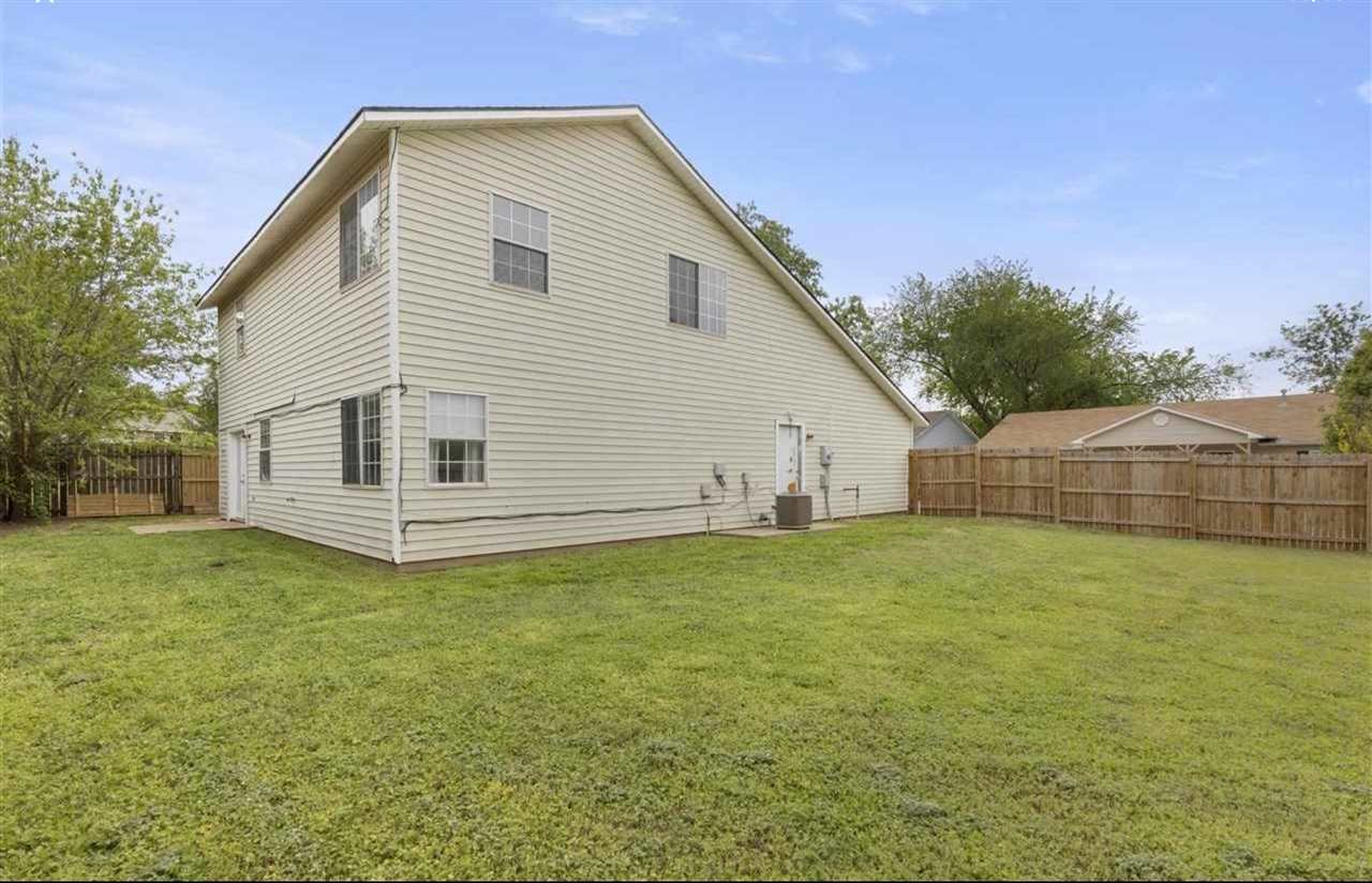 2209 E Post Oak Drive